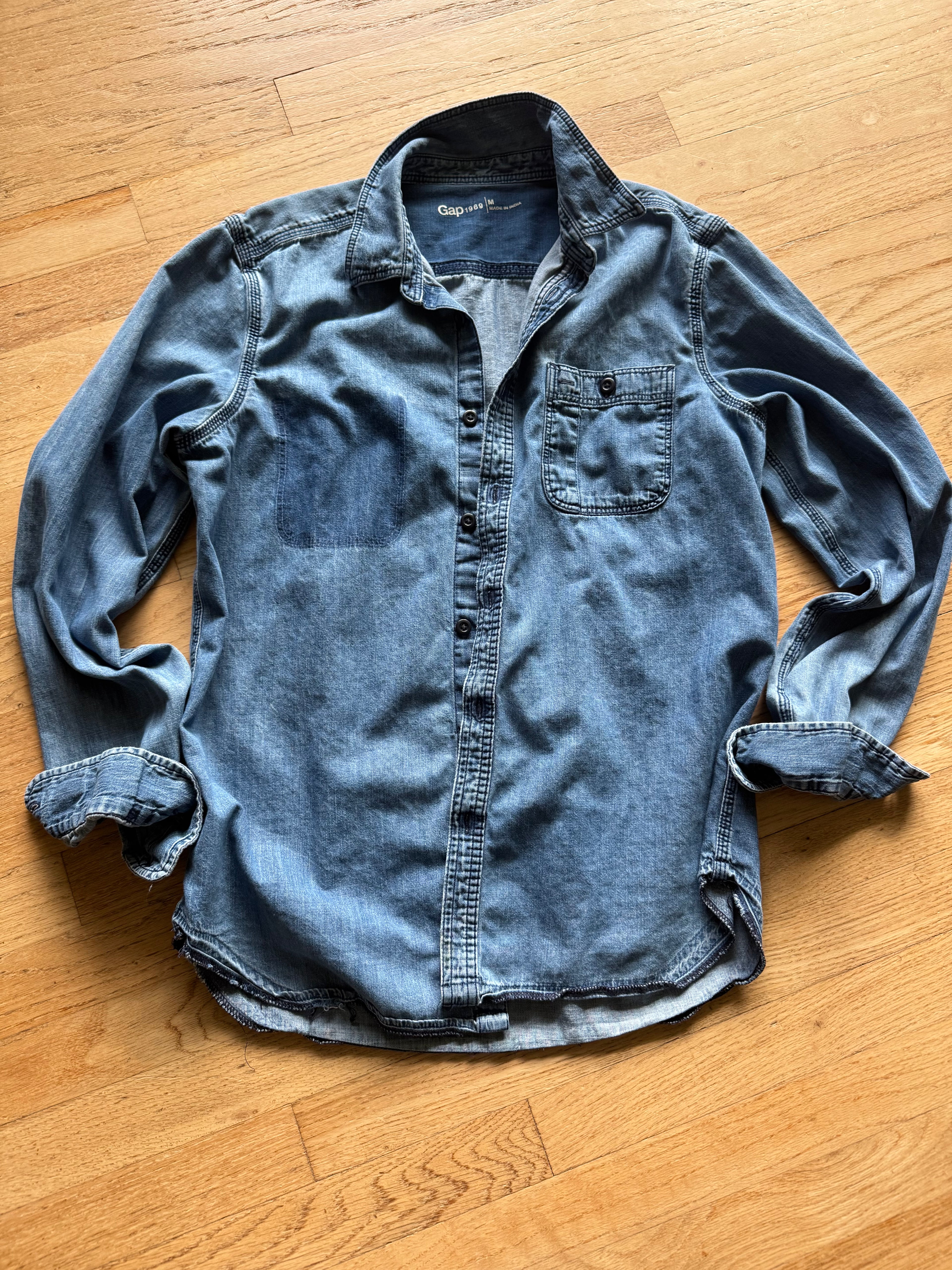 SOLD Gap Denim Shirt Men's Medium
