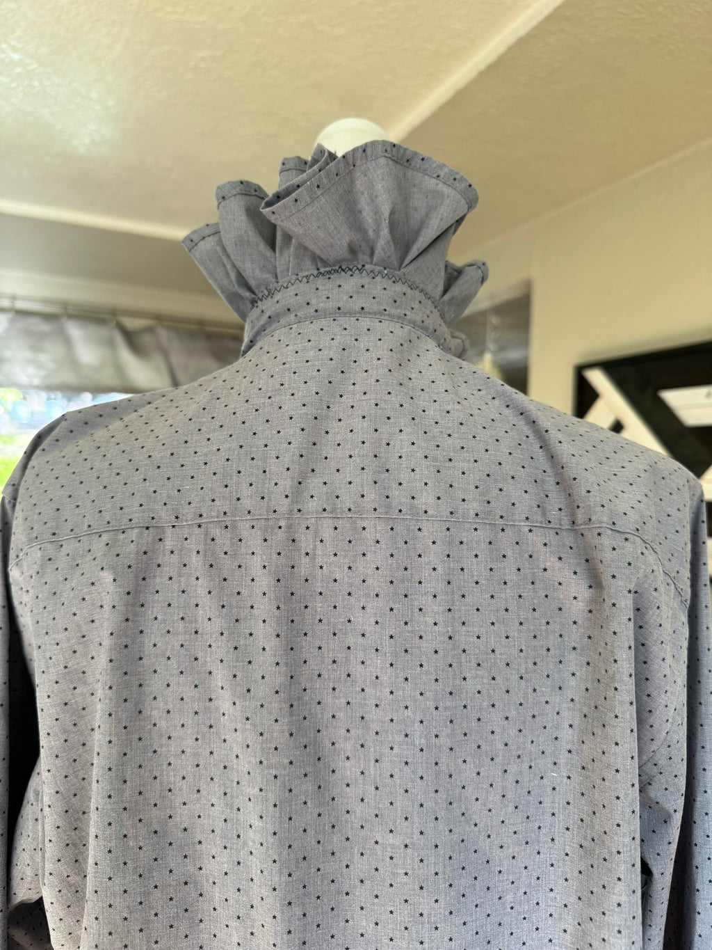 Demi - Van Heusen Upcycled Mens Ruffle Collar Shirt - gray with black stars - Size Medium/Large