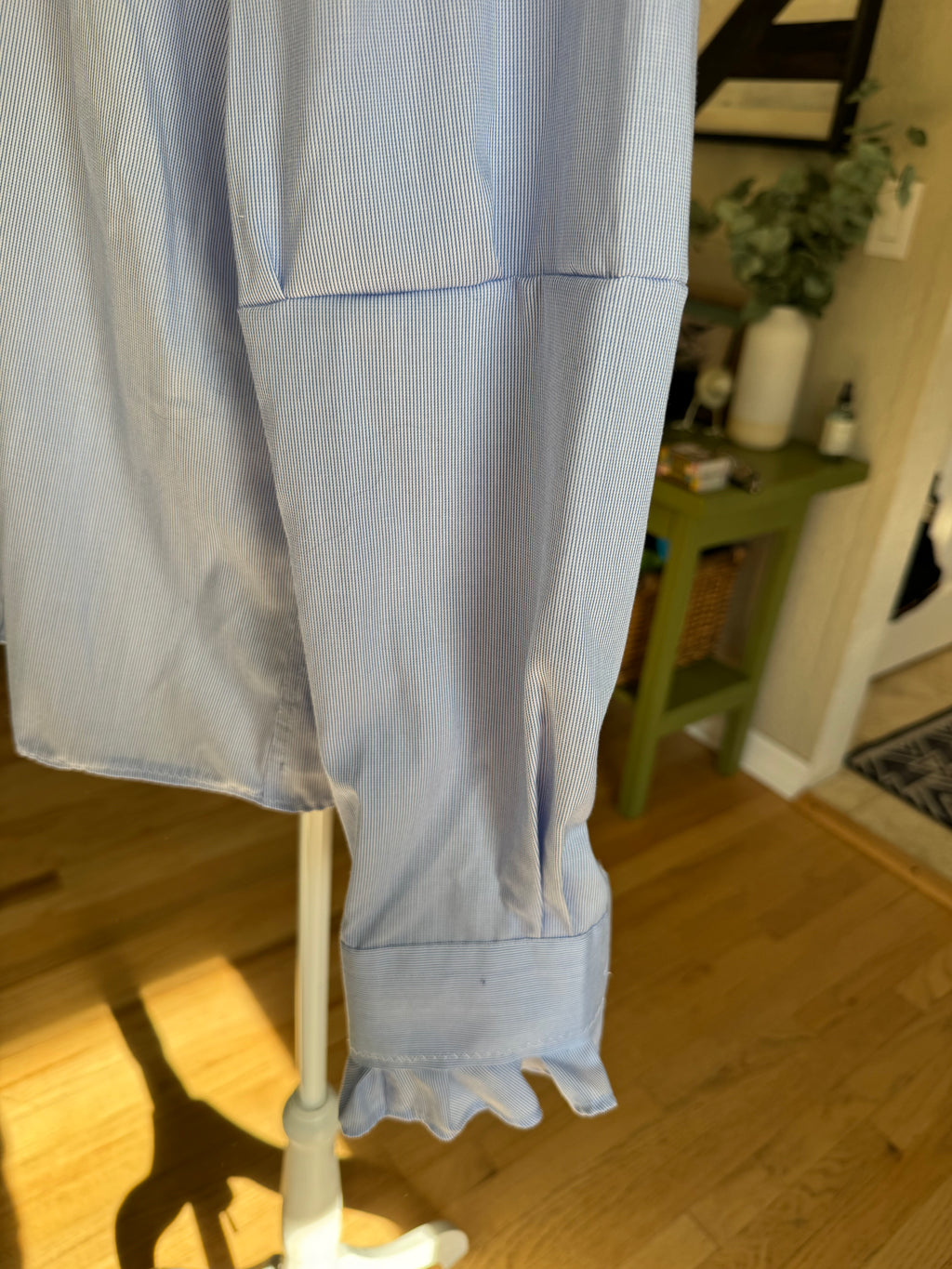 Knox - Tommy Hilfiger Upcycled Mens Ruffle Sleeve Shirt - light blue pinstripe - Size Medium/Large