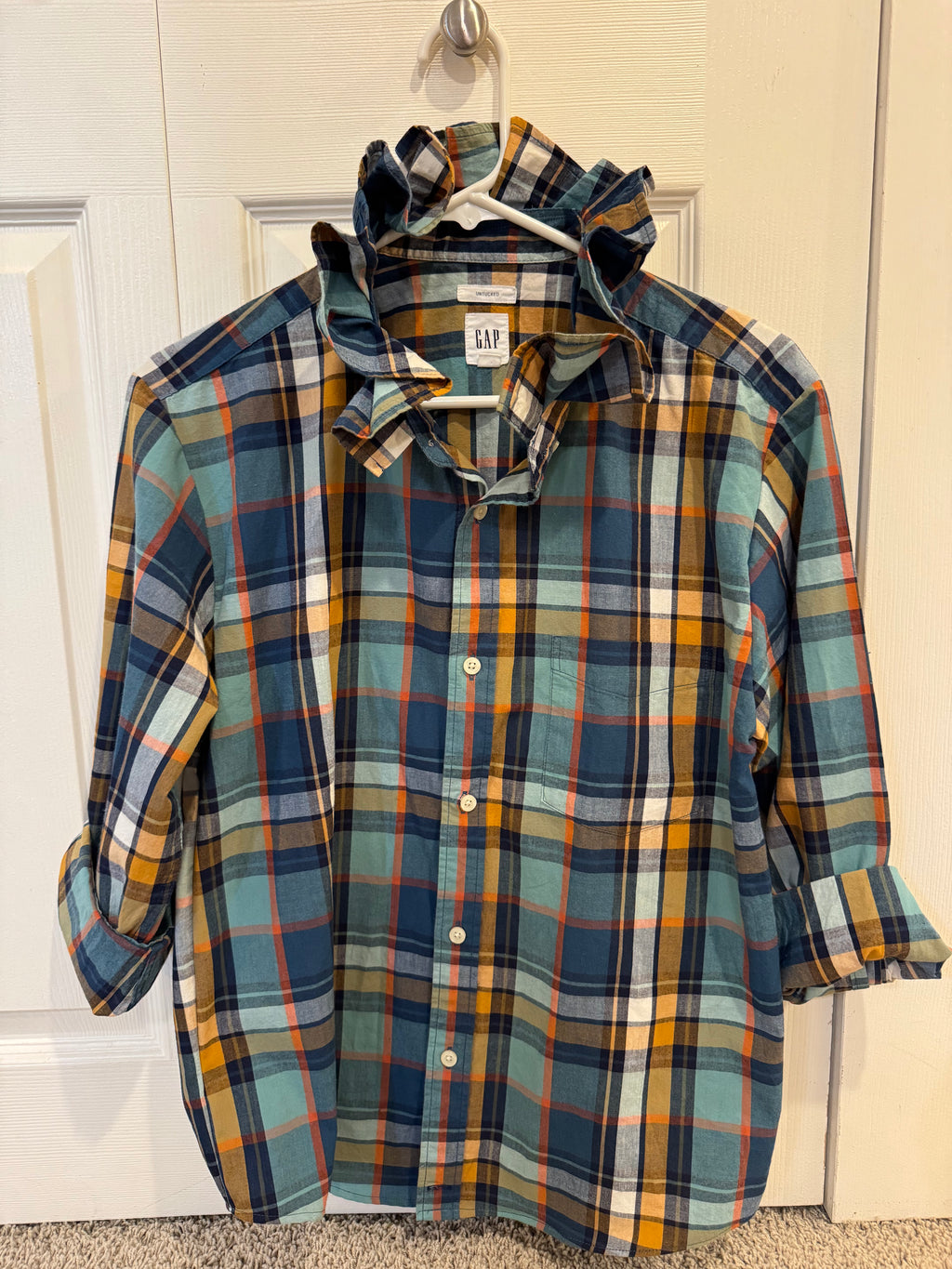 Ronin - Gap Upcycled Mens Ruffle Collar Shirt - navy blue/orange/white plaid - Size Medium