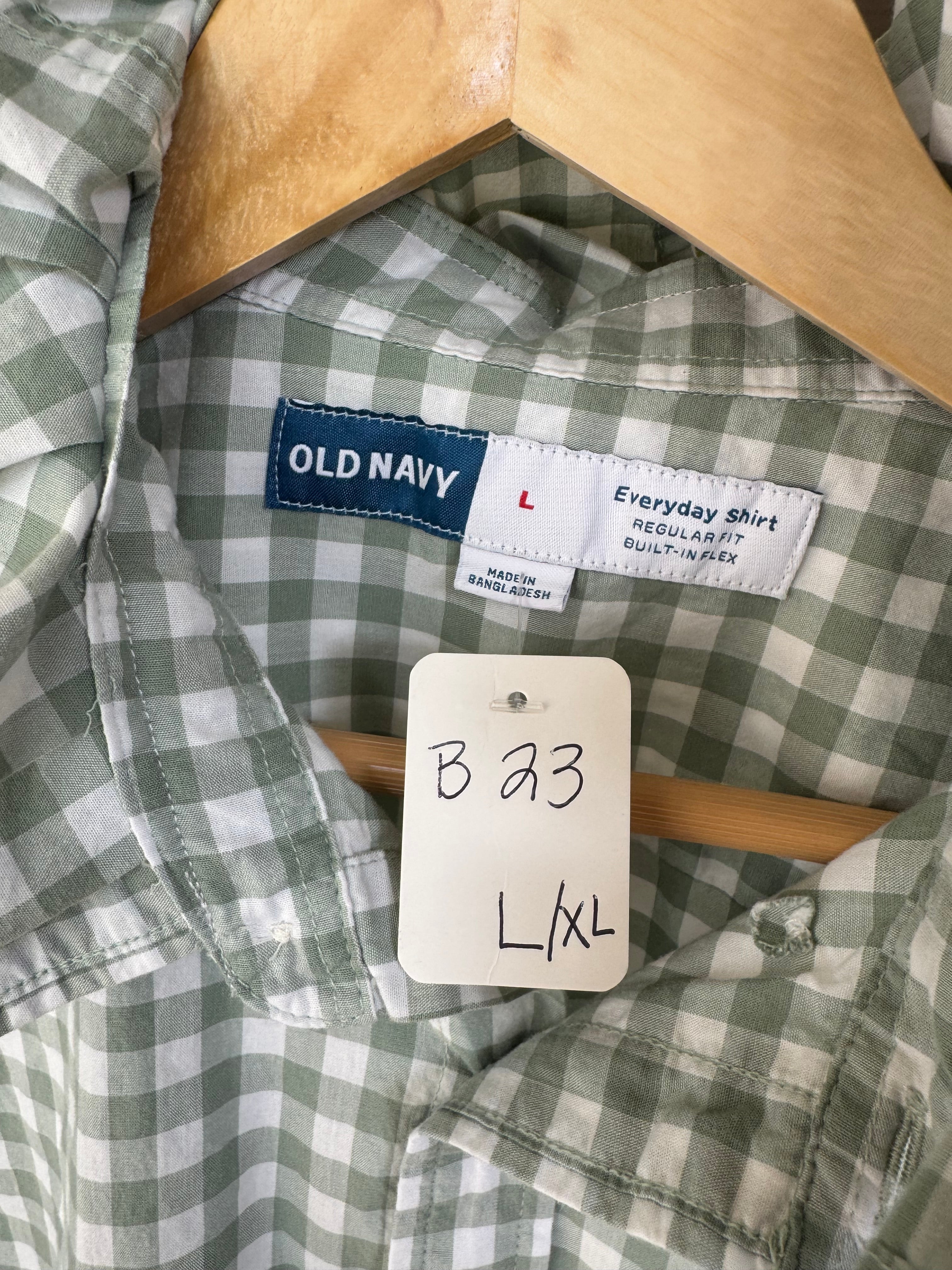 Greer -Old Navy Upcyled Mens Ruffle Collar Shirt - green gingham - Size Large / XL