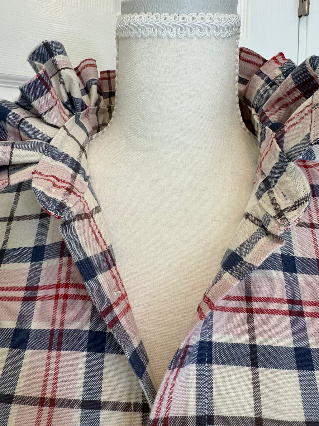 Mariette - Gap Brand New Mens Ruffle Collar Shirt - Short Sleeve - Pink and Blue Plaid Cotton/Linen Blend - XXL