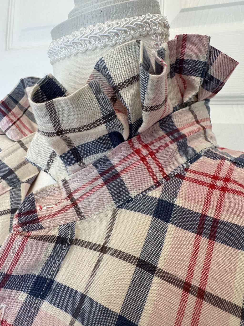 Mariette - Gap Brand New Mens Ruffle Collar Shirt - Short Sleeve - Pink and Blue Plaid Cotton/Linen Blend - XXL