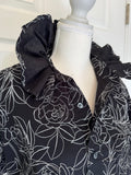 Maren - Gap Brand New Mens Ruffle Collar Shirt - Short Sleeve - Black with white flowers - Women's Size Large