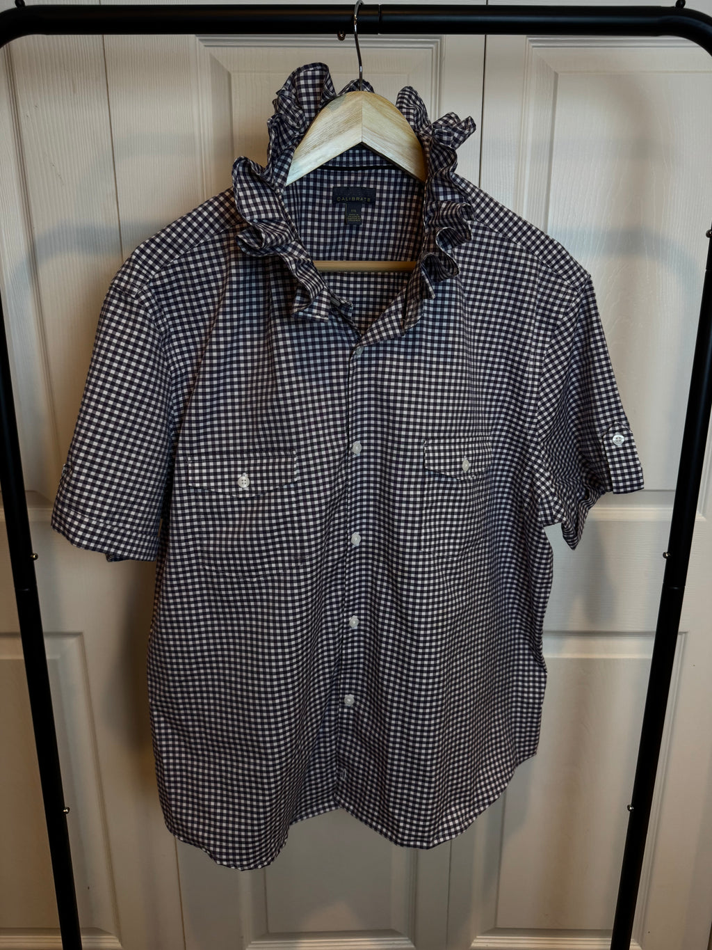Joanna - Upcycled Mens Ruffle Collar Short Sleeve Shirt - eggplant gingham - Size XXL