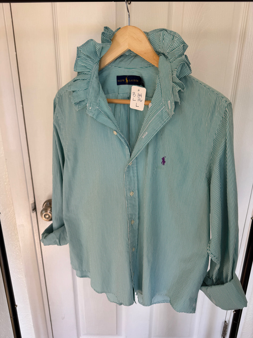 Ralph Lauren - green stripes - Long Sleeve - Ruffle Collar - Size Large