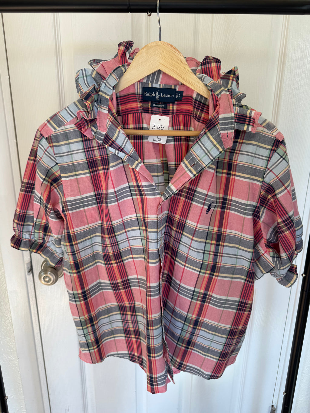 Ralph Lauren - pink plaid - short Sleeve - Ruffle Collar - Size L/XL