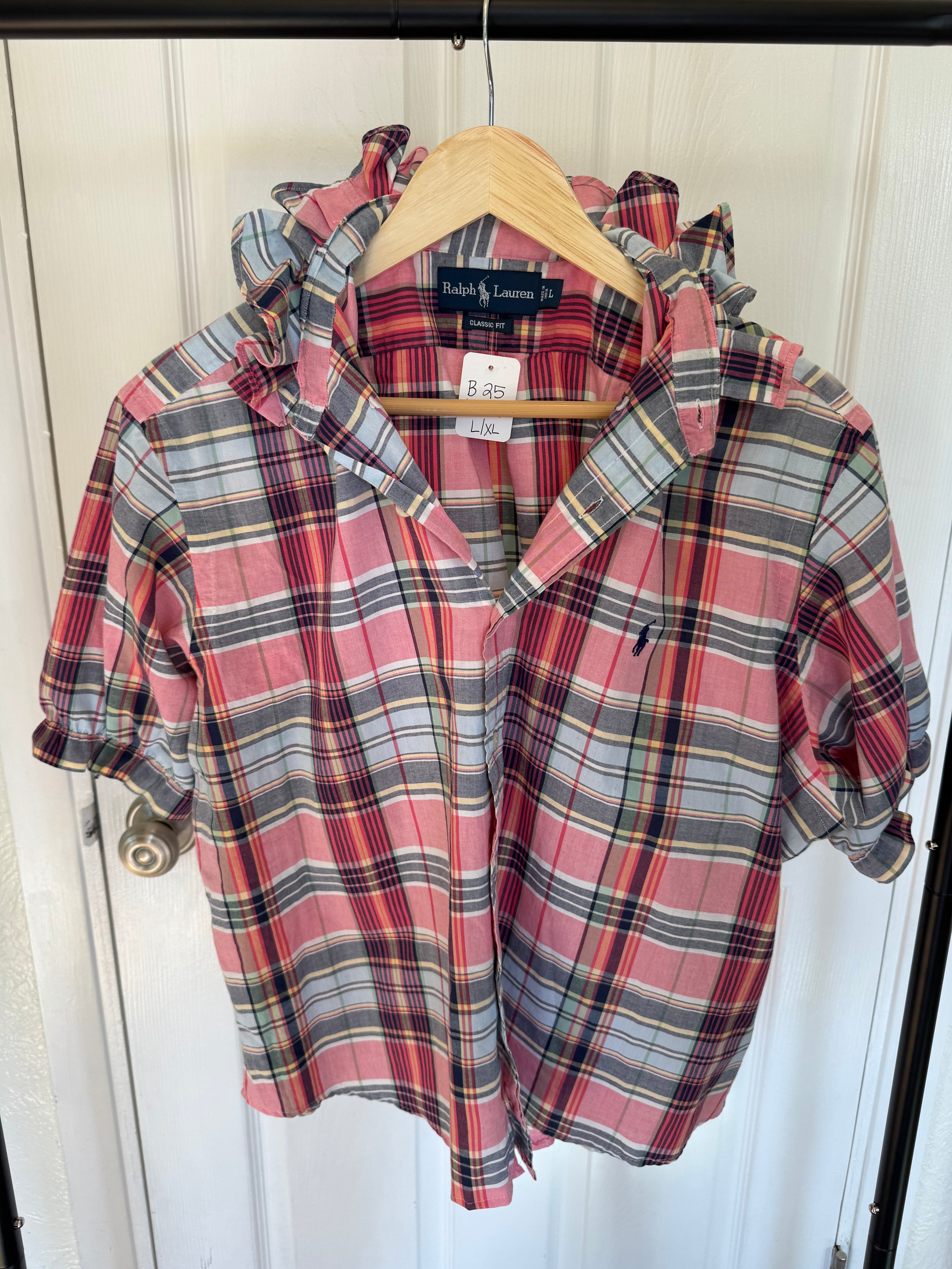 Ralph Lauren - pink plaid - short Sleeve - Ruffle Collar - Size L/XL