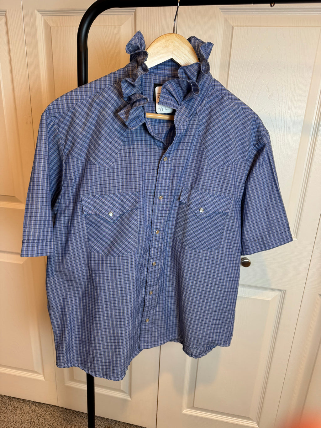 Pearl Snaps Vintage Short Sleeve Ruffle Collar Blue Plaid - Medium/Large