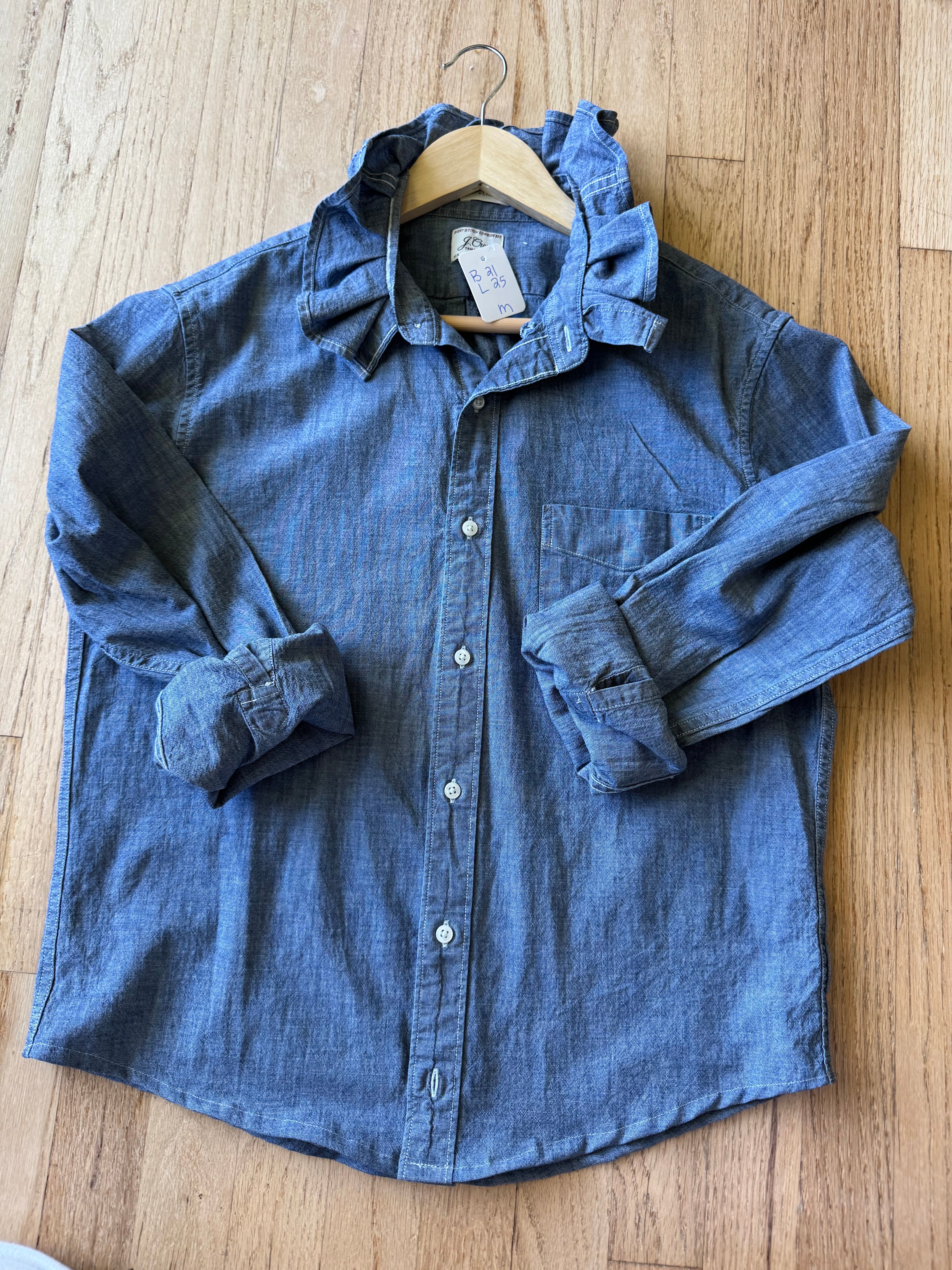 Basics - JCrew Reworked Men’s Shirt with Ruffle Collar Chambray Women’s Size Medium