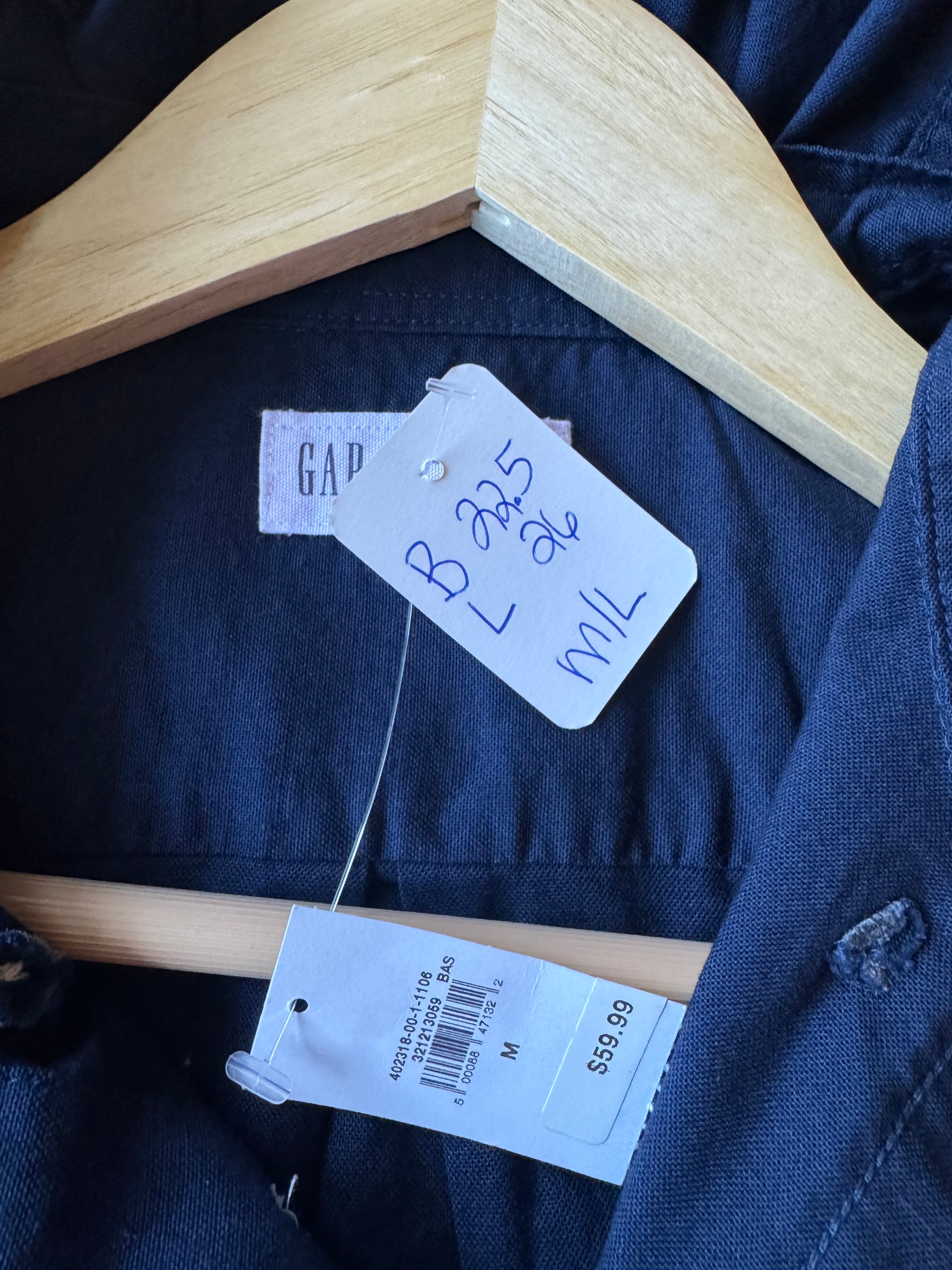 Basics - Brand New Gap Reworked Men’s Shirt with Ruffle Collar Chambray Women’s Size Medium/Large