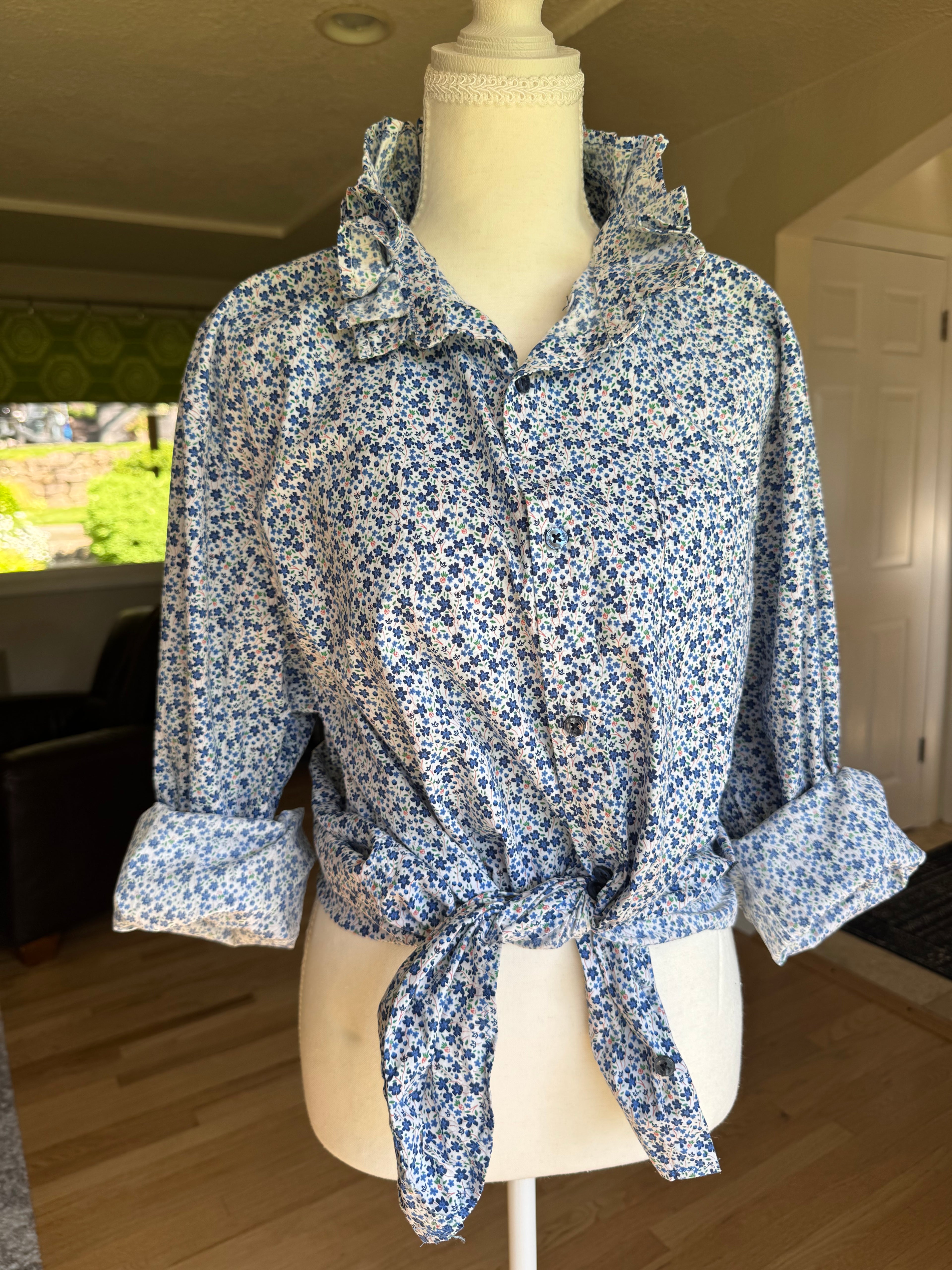 Sophia - Ben Sherman Men's Upcycled Ruffle Shirt - Blue Floral - size XL