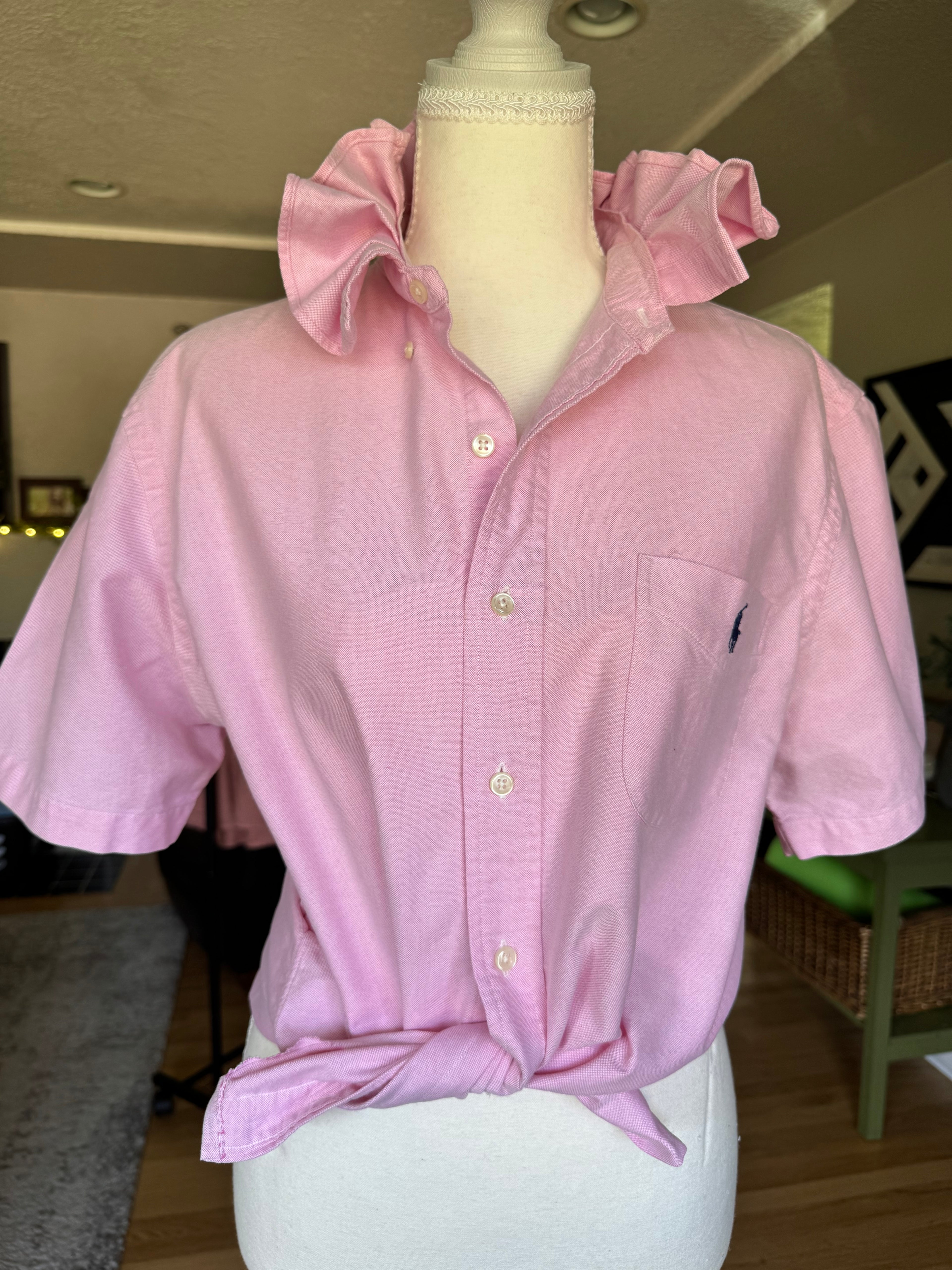 Ralph Lauren - Pink Chambray -Short Sleeve - Ruffle Collar - Size Medium/Large