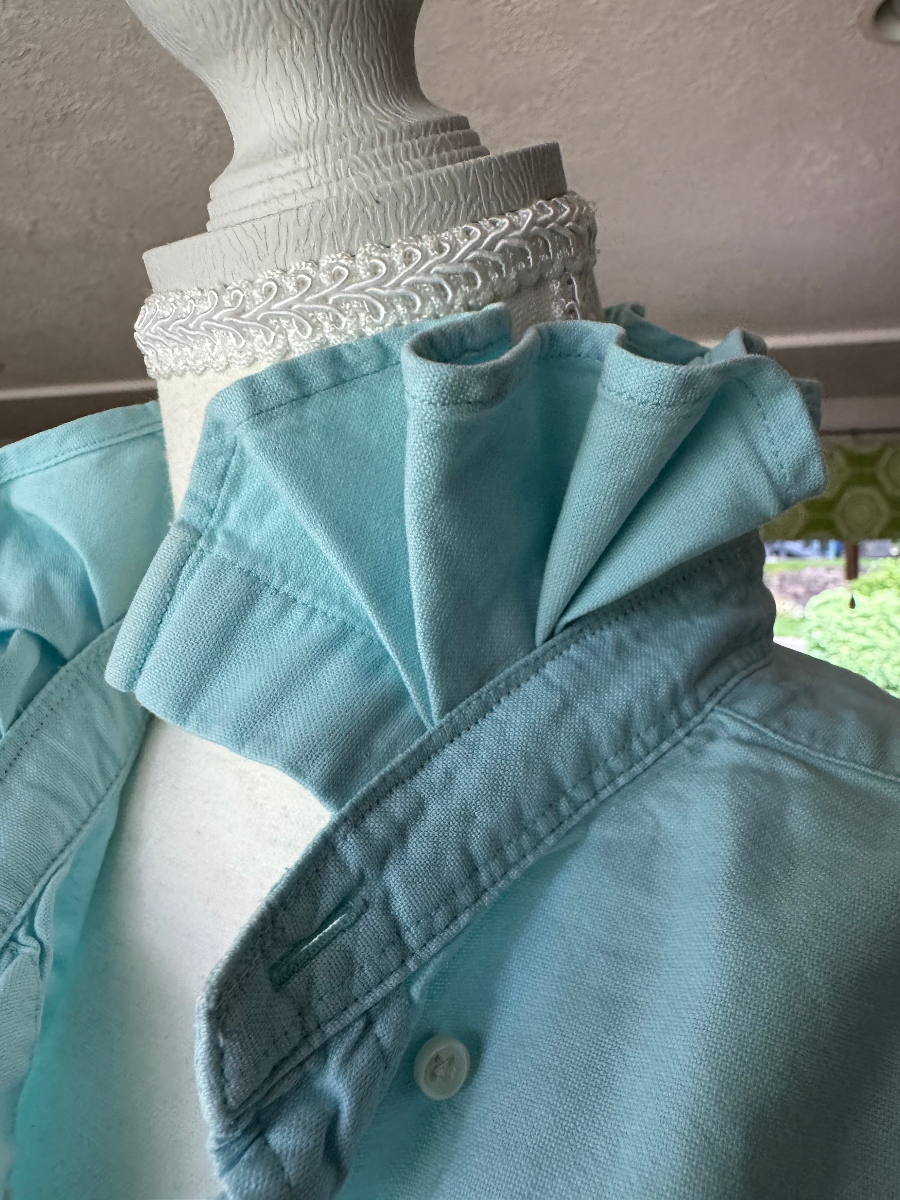 Ralph Lauren -Solid Turquoise - Long Sleeve - Size Medium