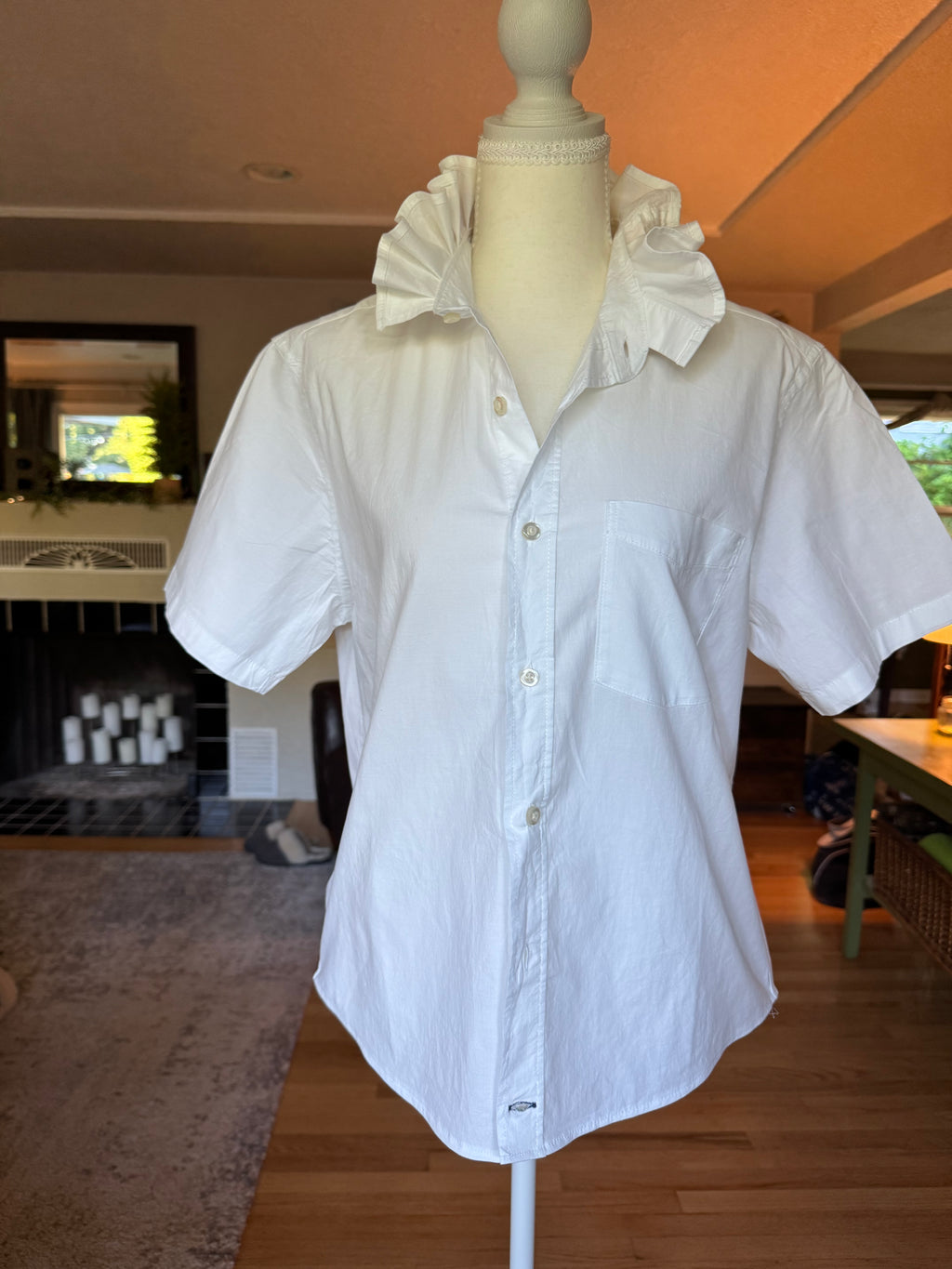 White - Brand New Gap Upcycled Men's shirt with Ruffle Collar Short Sleeve