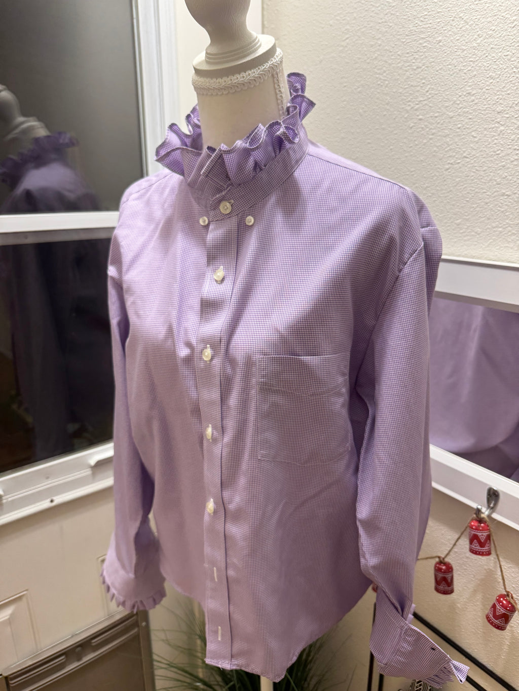 SOLD Leah - Banana Republic Lavendar Ruffle Sleeve and Collar shirt - Size Large
