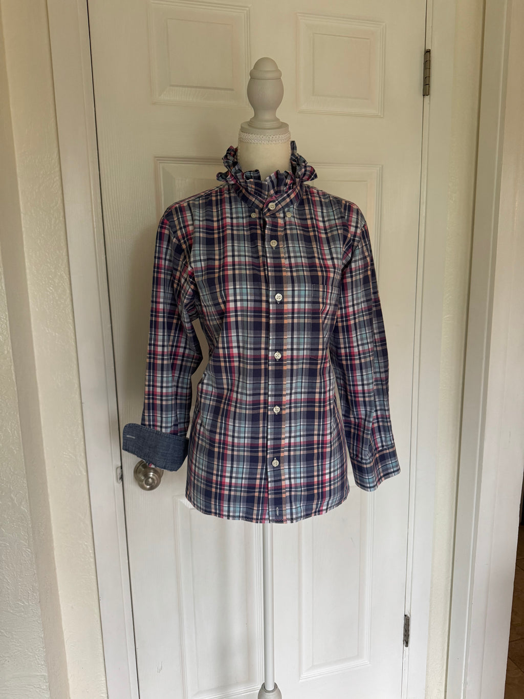 SOLD Bobbi - Banana Republic Mens Upcycled Ruffle Shirt - Plaid - Size Medium