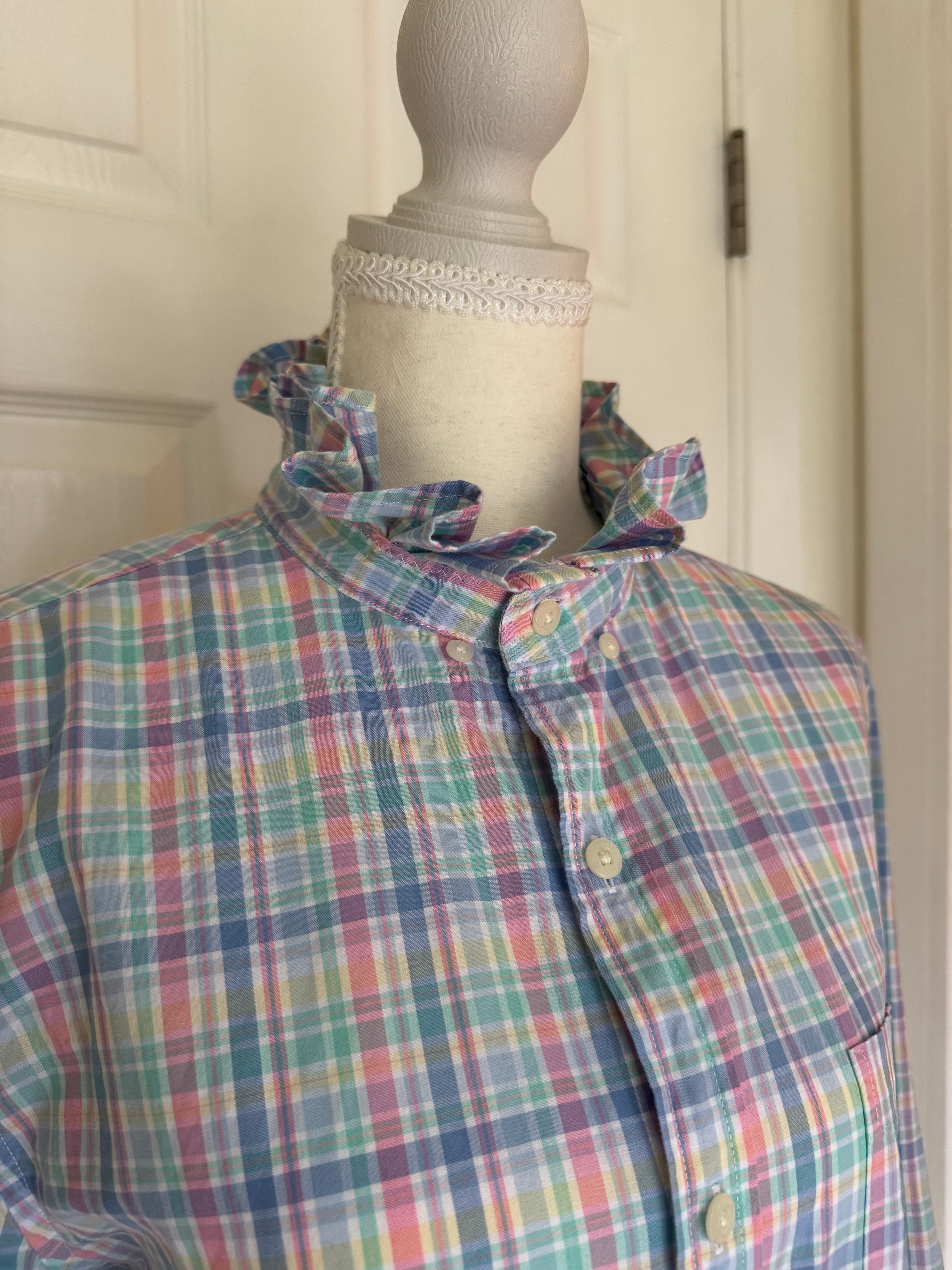 SOLD Charlotte - Vineyard Vines Ruffle Shirt - Pastel Colored Plaid - Size Large/Extra large