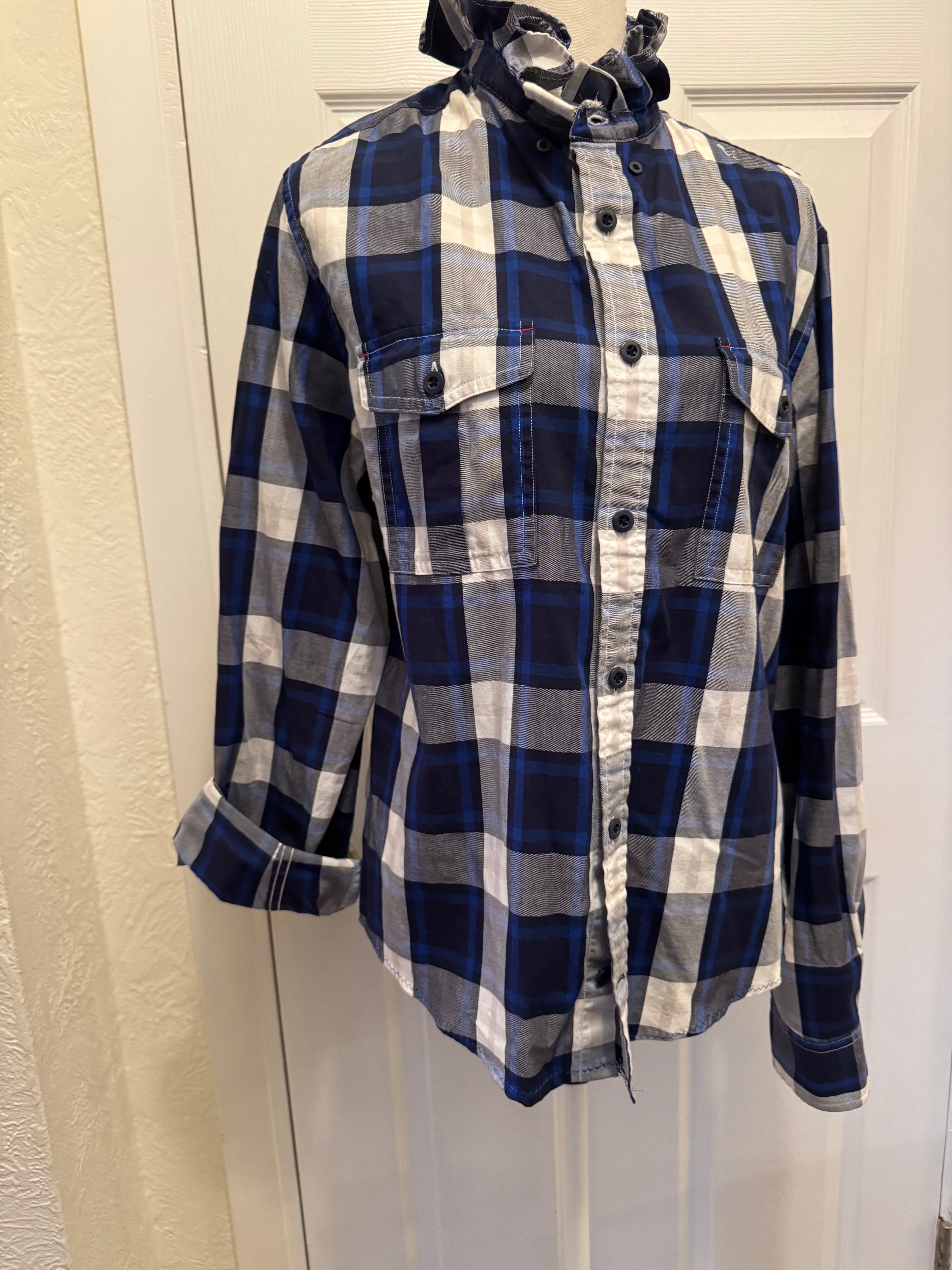 Sold Brooklyn - Tommy Hilfiger Mens Upcycled Ruffled Shirt - blue/black/white plaid - size Medium/Large
