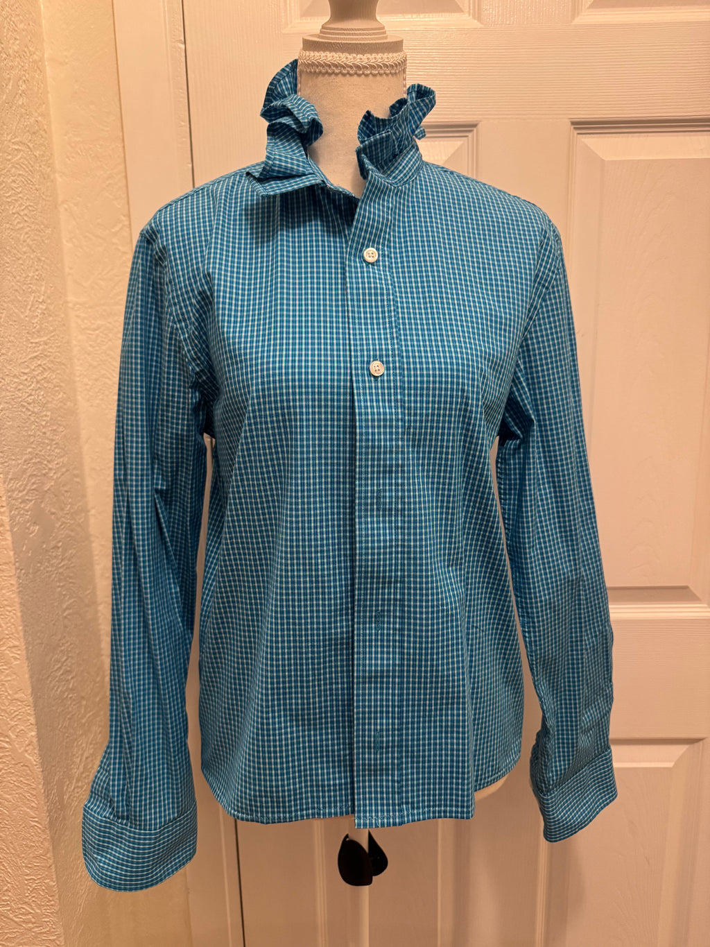 Bella - Haggar Men's Upcycled Ruffle Shirt - Blue checkered - size Small/Medium